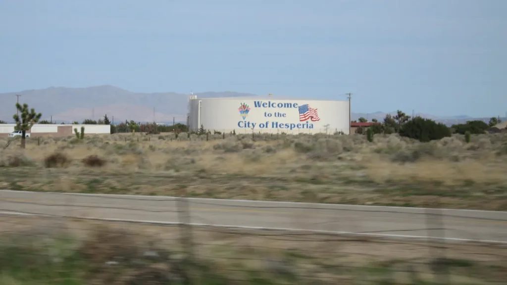 The Welcome to the City of Hesperia water tower
