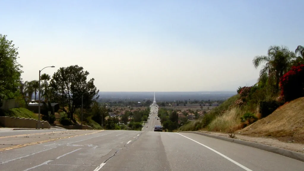 Baseline Road running downhill through Highland