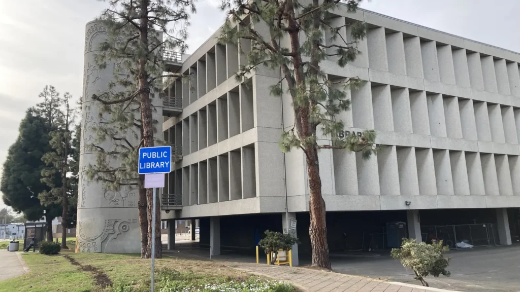 Inglewood Civic Center building